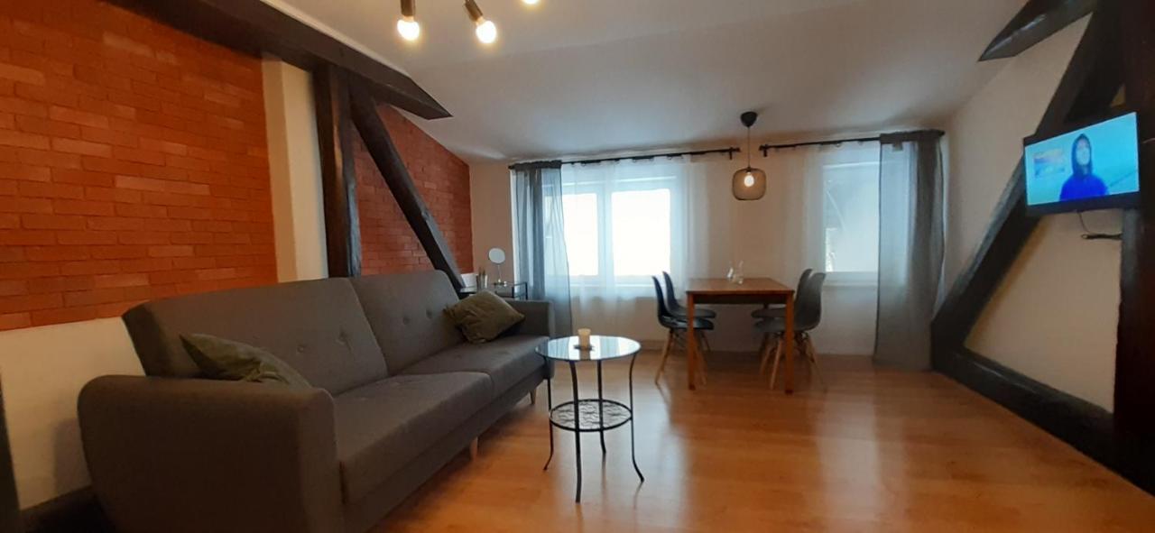 Old Town Apartment Tarnow Bagian luar foto